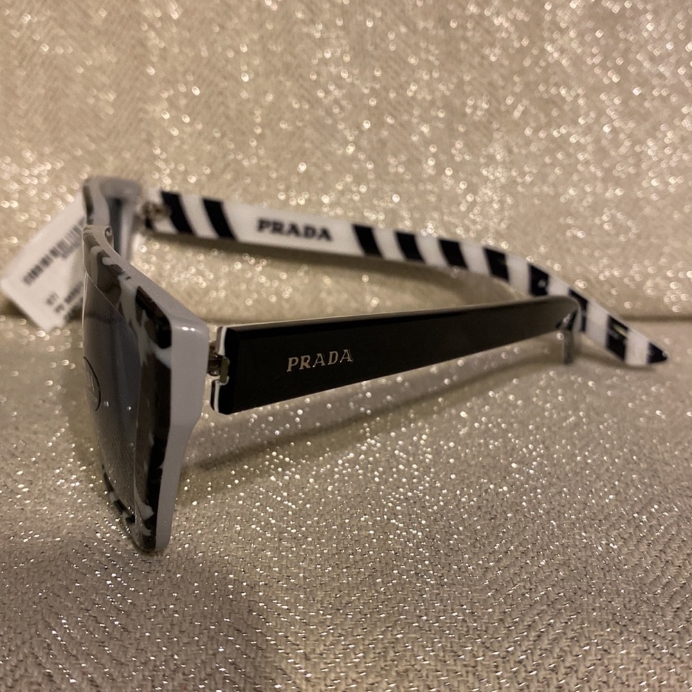 Prada Sunglasses - Picture 4 of 9